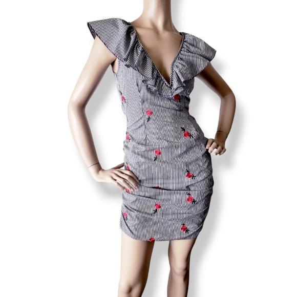 Petalo Black & White Gingham & Floral Print Ruffled Neckline Dress - Picture 7 of 9